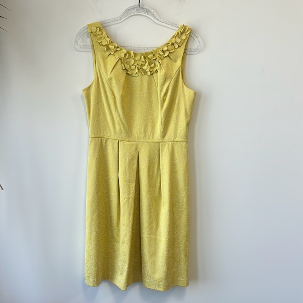 Adrianna Papell Sz 12 Embellished Pleated Midi Dress in chartreuse